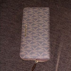 Large wallet Michael Kors